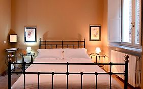 COZY PLACE 10 con PARCHEGGIO PRIVATO GRATUITO
